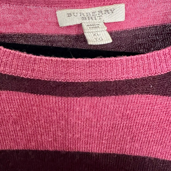 Like New XL Burberry Brit 100% Merino Wool Sweater. Unisex. - Picture 2 of 6